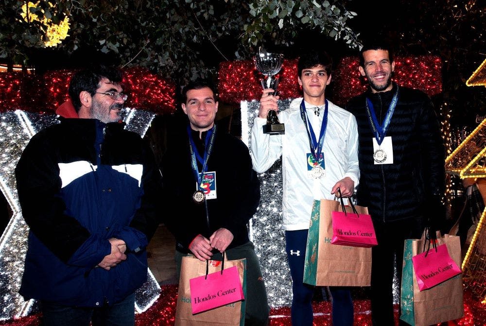 Εορταστική ατμόσφαιρα και μεγάλη συμμετοχή στο 3ο Chalandri Run The Christmas Night (pics) runbeat.gr 